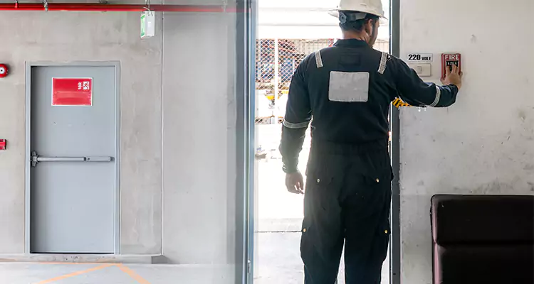 Emergency Fire Exit Door Repair in Bradenton, FL