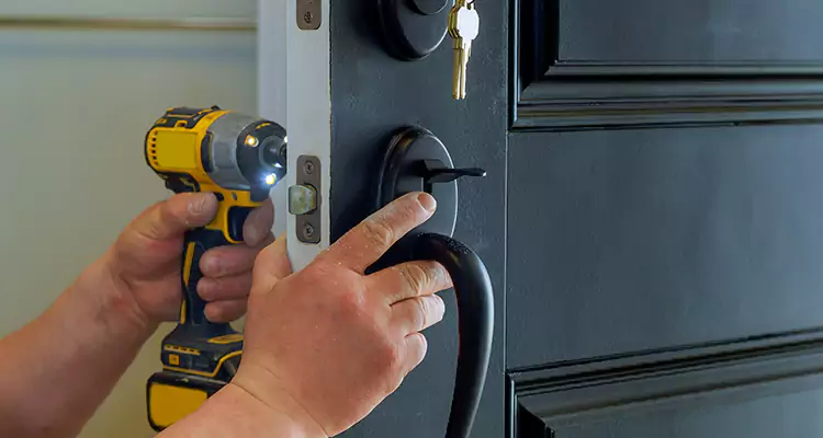 Comprehensive Door Lock Repair Services in Bradenton, FL