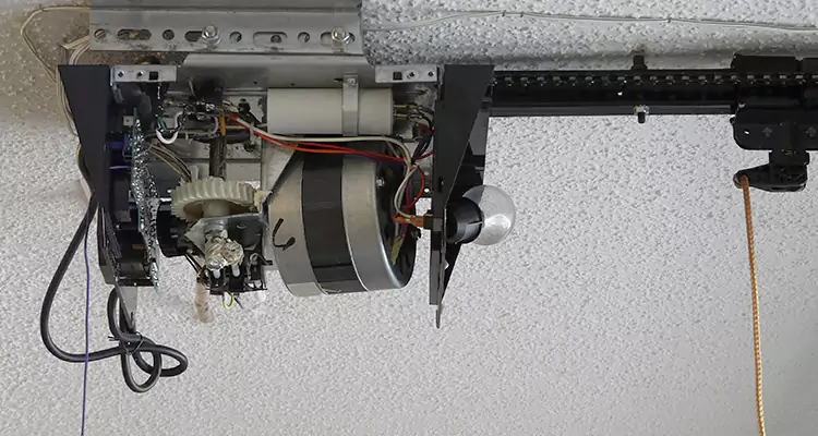 Garage Door Motor Replacement in Bradenton, FL