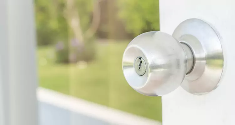 Patio Door Mechanism Jammed in Bradenton, FL