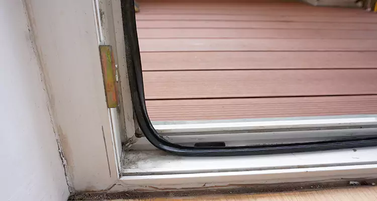 Repair Patio Doors Leaking at Bottom in Bradenton, FL