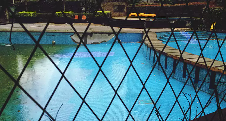 Lanai Screen Repair in Bradenton, FL