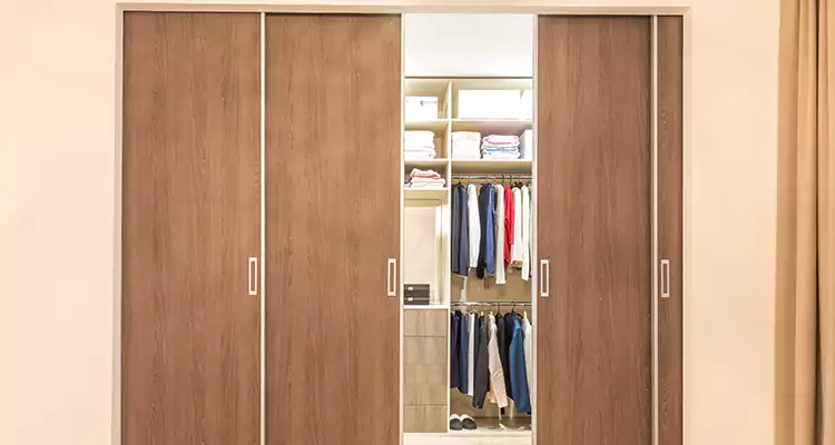 Sliding Closet Wardrobe Repairs in Bradenton, FL