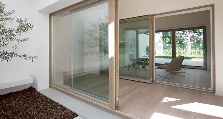 Sliding Screen Door Bottom Track Replacement in Bradenton, FL